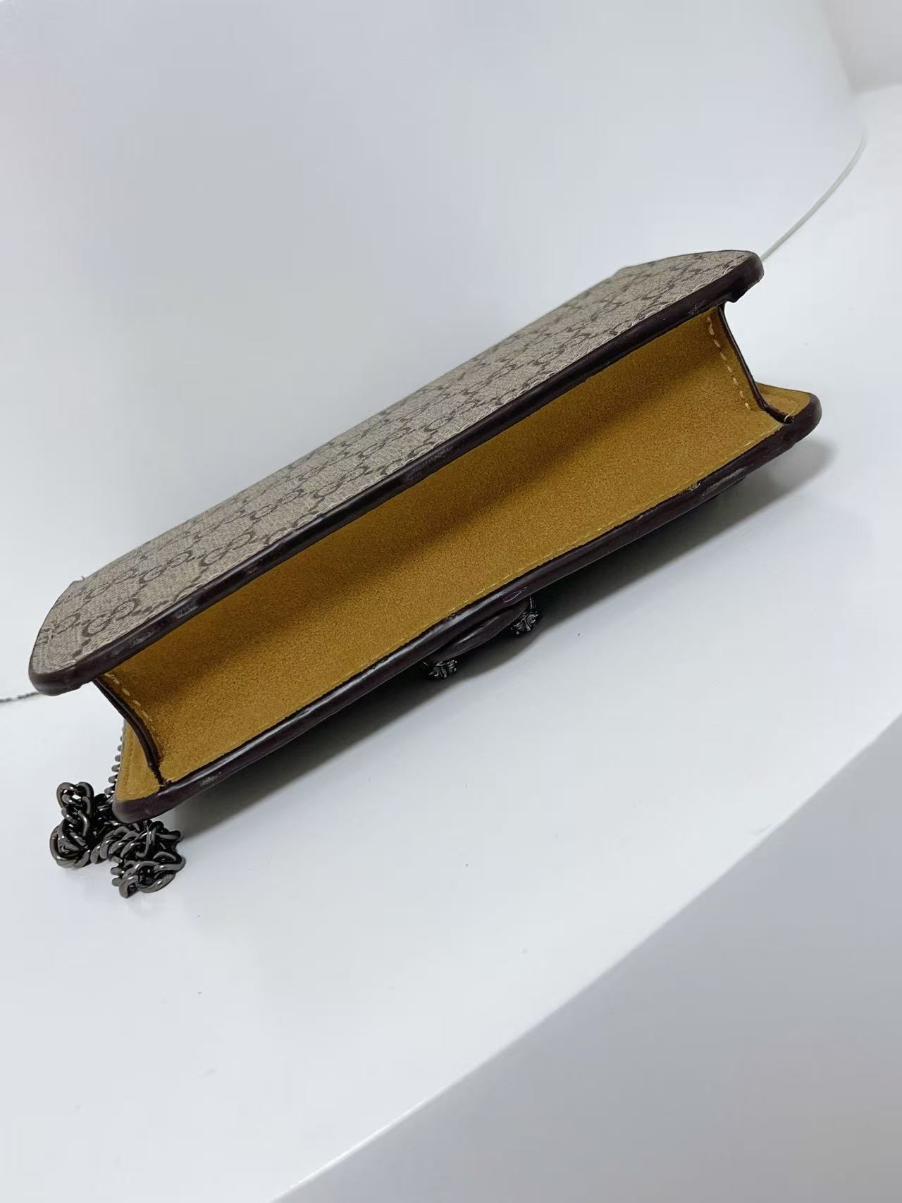 28$ GUCCI Shoulder bag size 19x5x12 cm 5964 BY3119 gallery