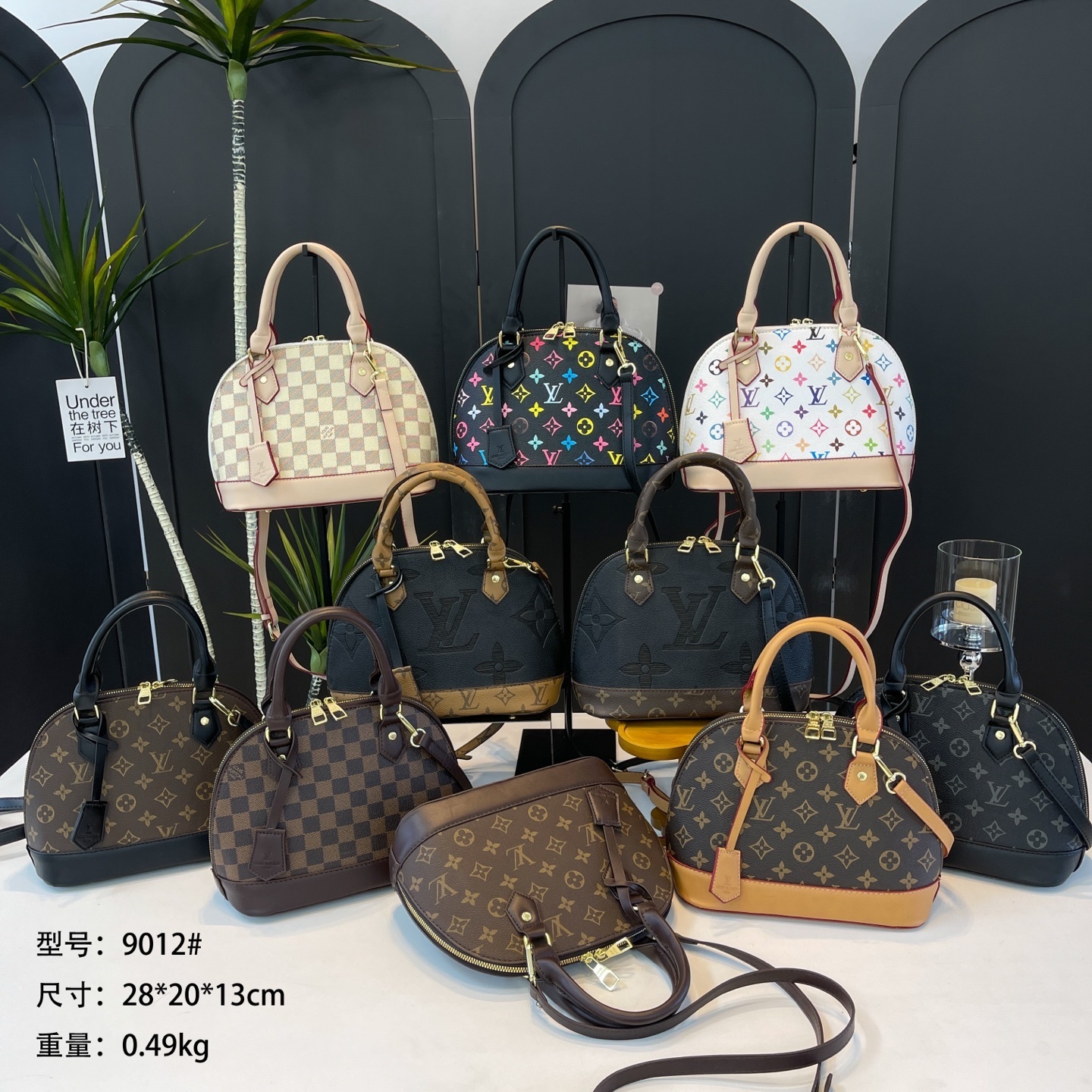 28$ LV 9012 Shoulder bag size 28X20X13 cm 5954 BY2835 gallery