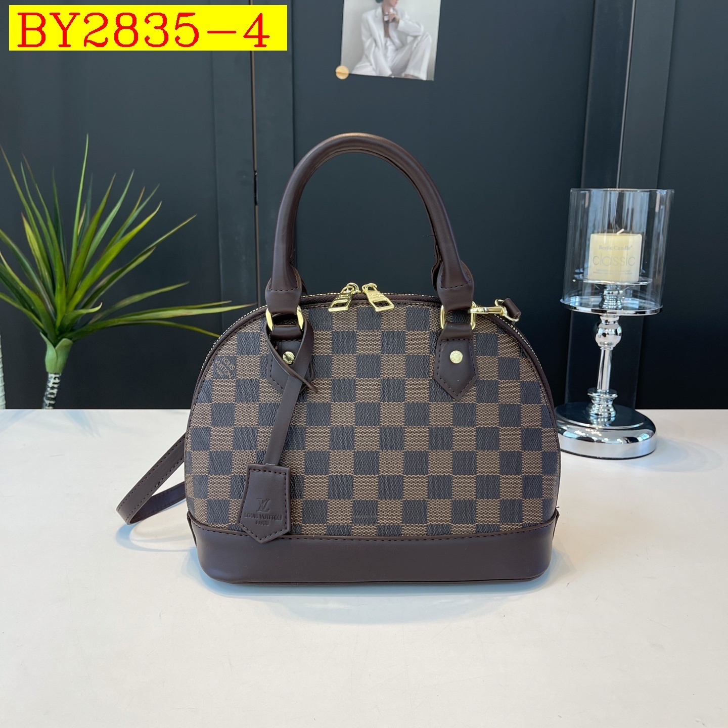 28$ LV 9012 Shoulder bag size 28X20X13 cm 5954 BY2835 gallery