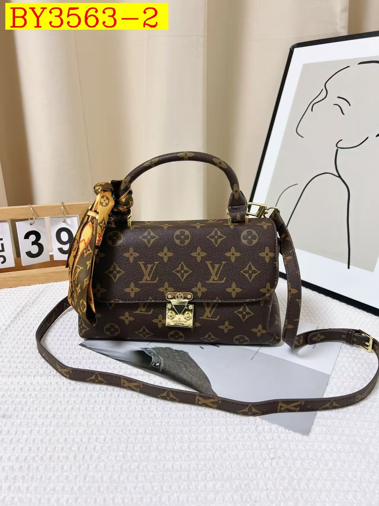 28$ LV Shoulder bag size 25x14x8 cm 4998 BY3563 gallery