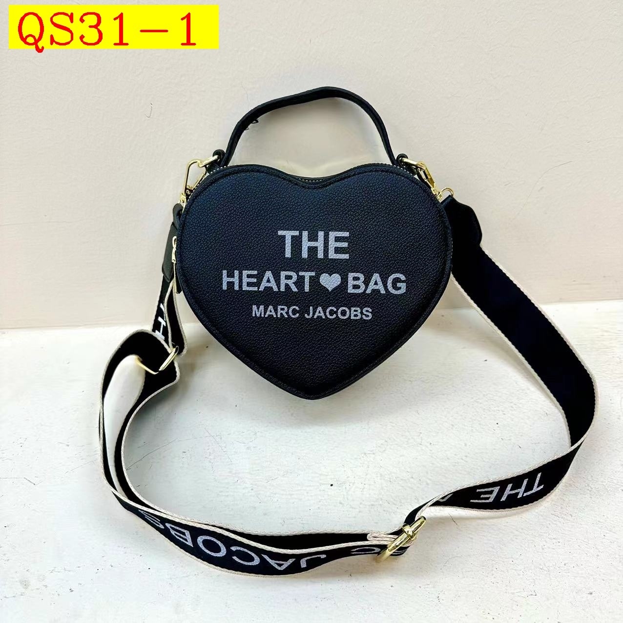 28$ MARC JACOBS 0339 Shoulder bag 5974 QS31 gallery