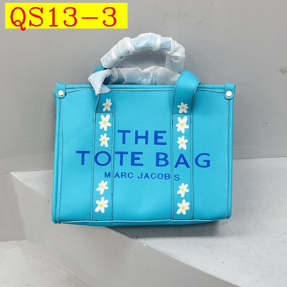 28$ MARC JACOBS 1743 7976 QS13 gallery