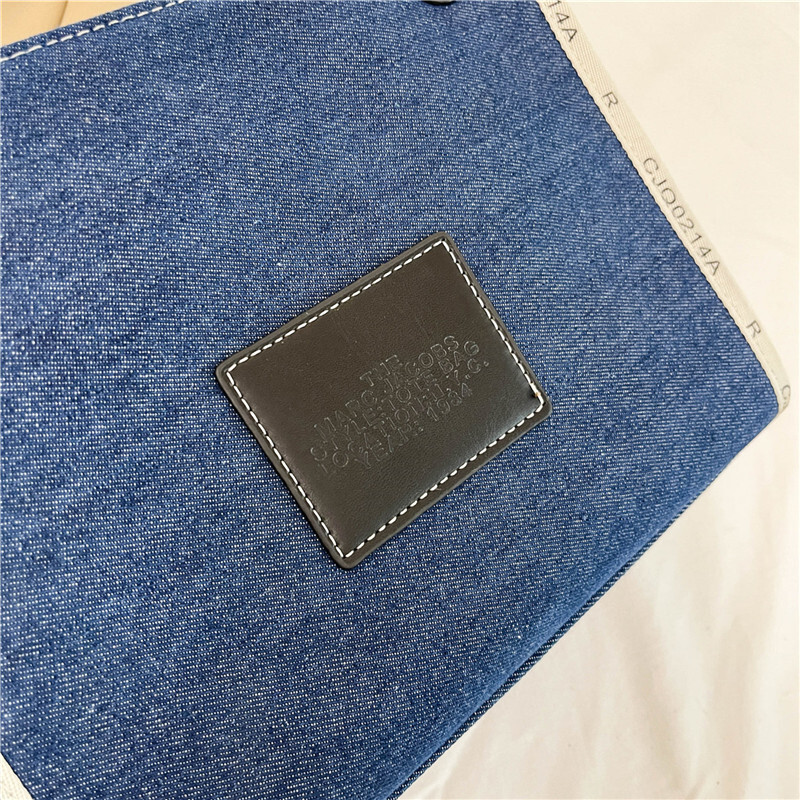 28$ MARC JACOBS 8833 big size 26x10x21 cm small size 19x15x9 cm 9970 QS27 gallery