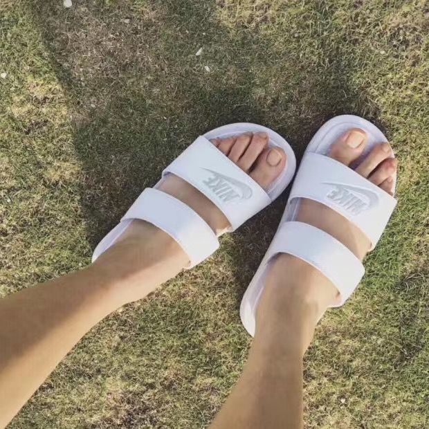 28$ Nike Slippers size 36-45 2760 XWZ40 gallery