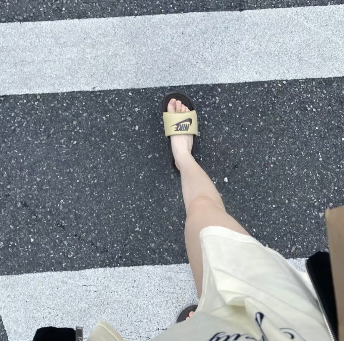 28$ Nike Slippers size 36-45 7720 XWZ48 gallery