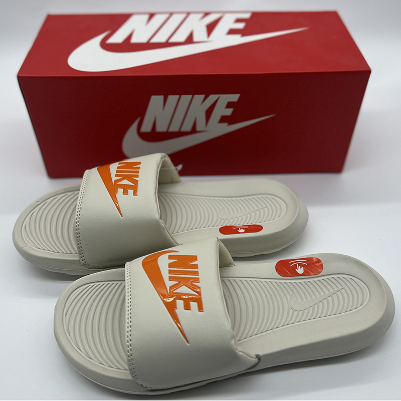 28$ Nike Slippers size 36-45 7720 XWZ48 gallery