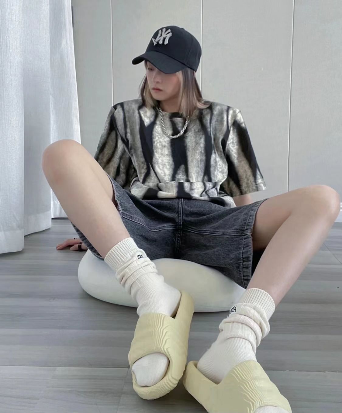 28$ adidas Slippers size 36-45 6780 XWZ8 gallery