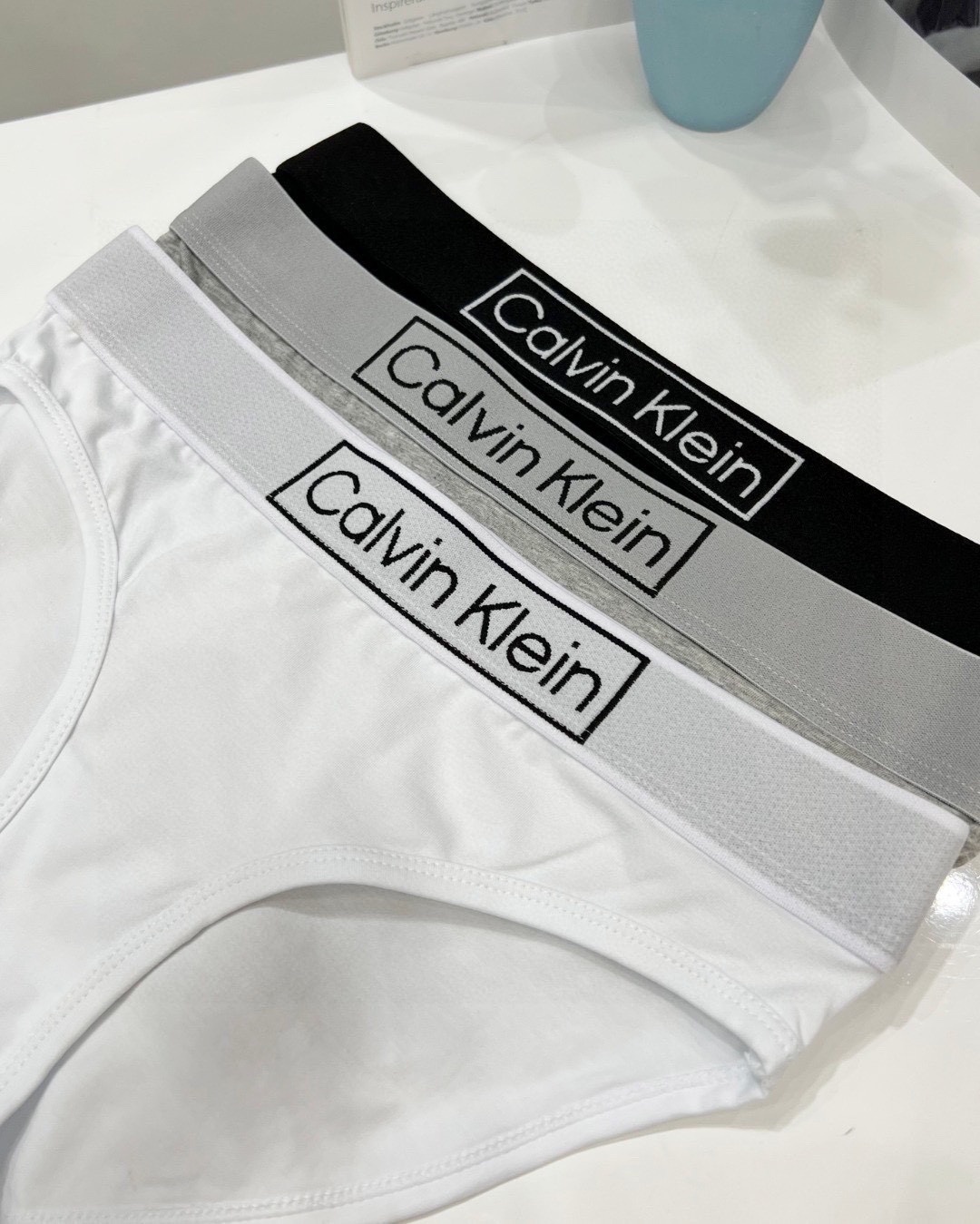 29$ Calvin Klein Bra set 015210 LNF496 gallery