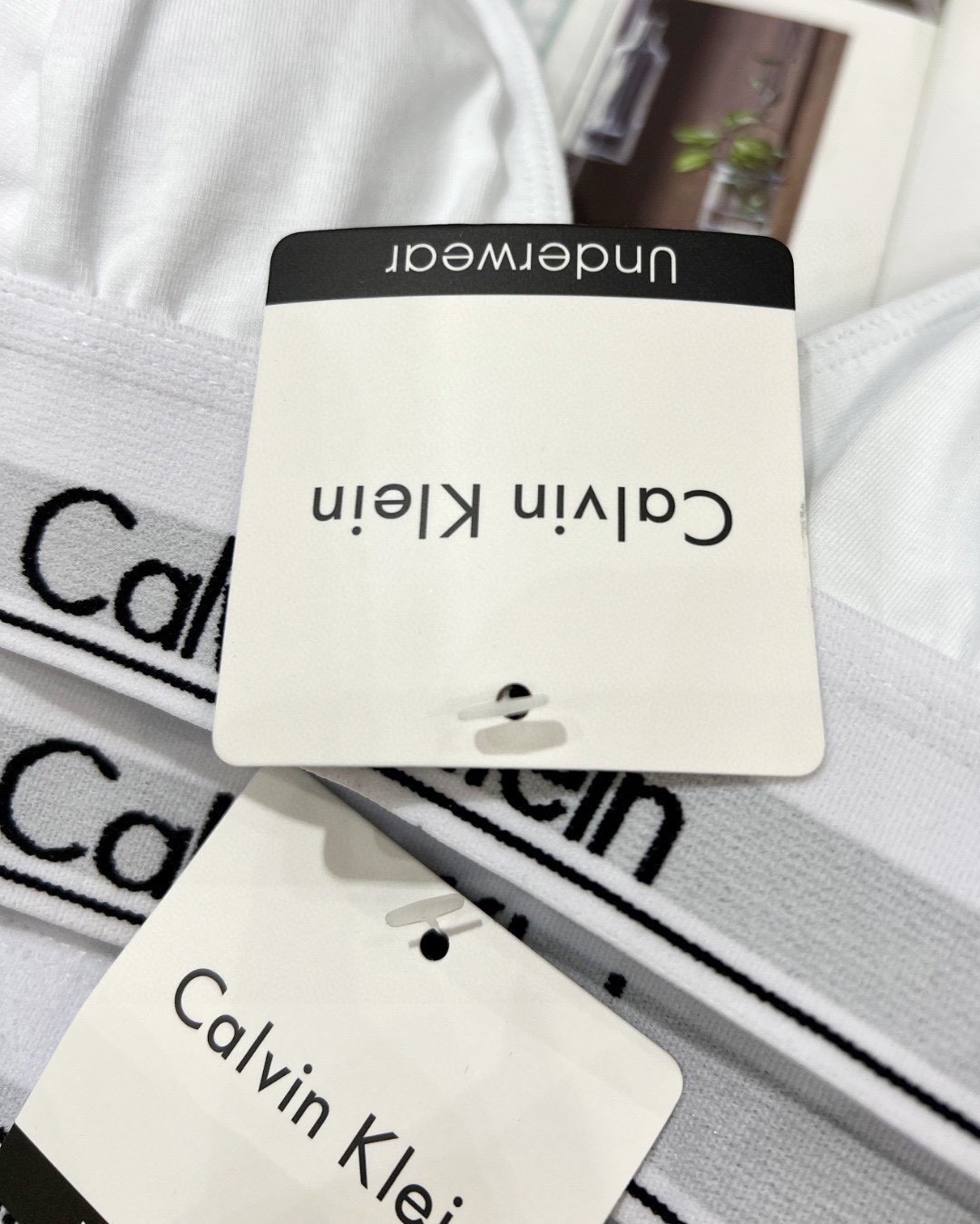 29$ Calvin Klein Bra set 619210 LNF500 gallery