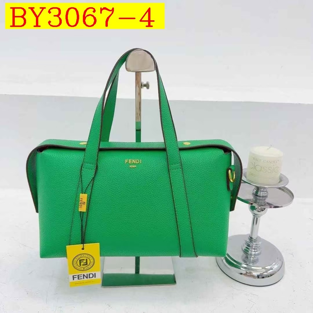 29$ FENDI 92031 Shoulder bag size 28x13x18 cm 615028 BY3067 gallery