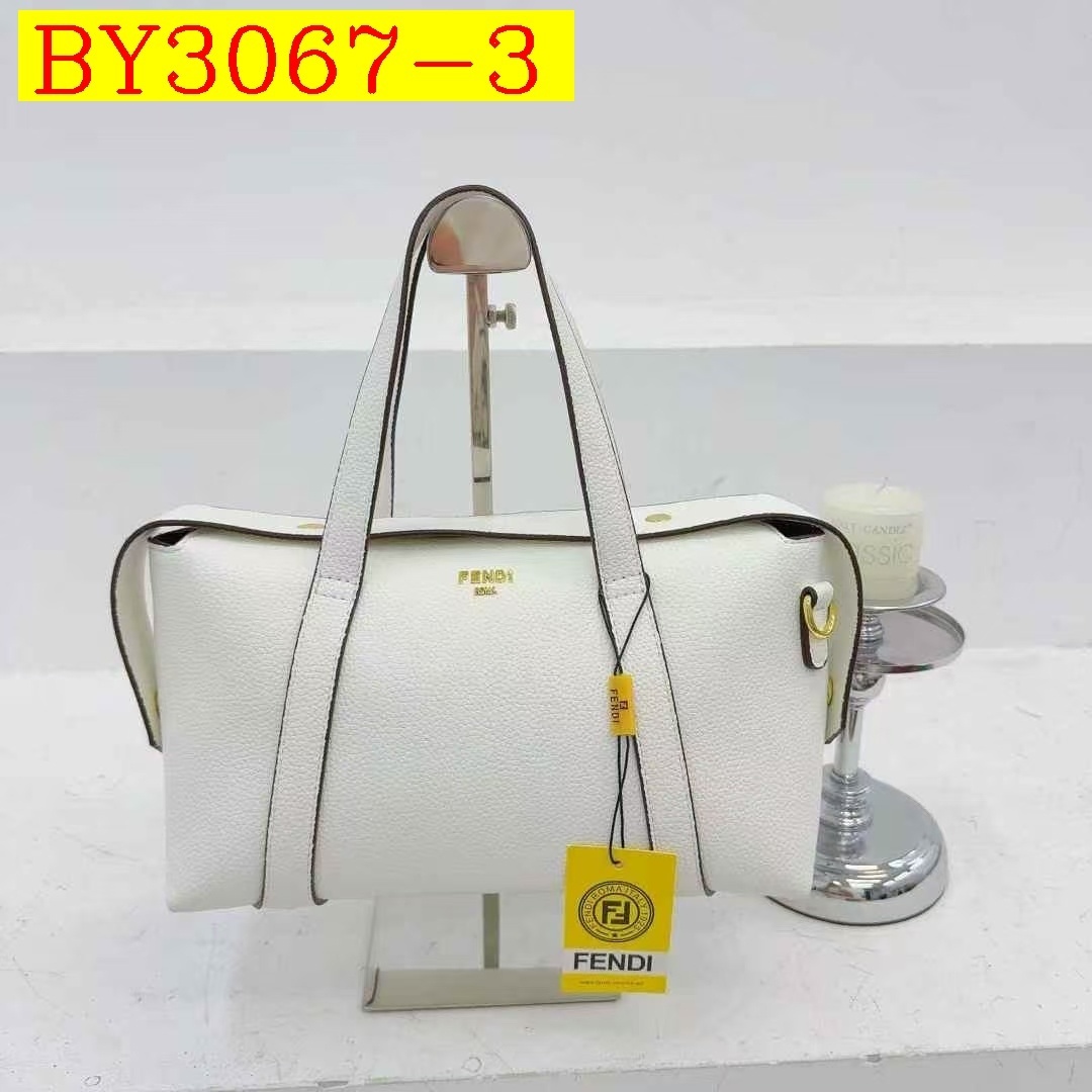 29$ FENDI 92031 Shoulder bag size 28x13x18 cm 615028 BY3067 gallery