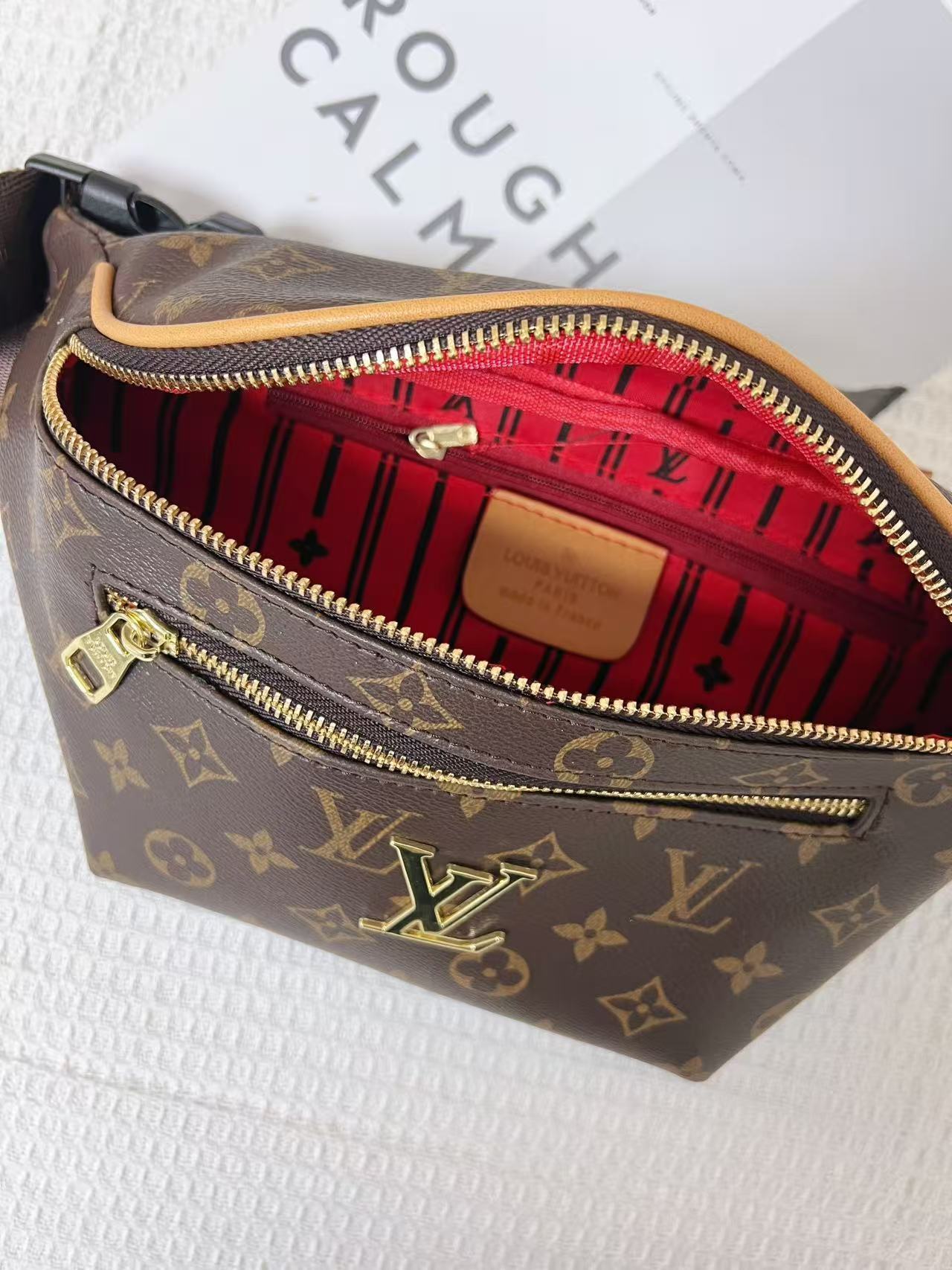 29$ LV Waist bag size 27x14x5cm 6882 BYA249 gallery