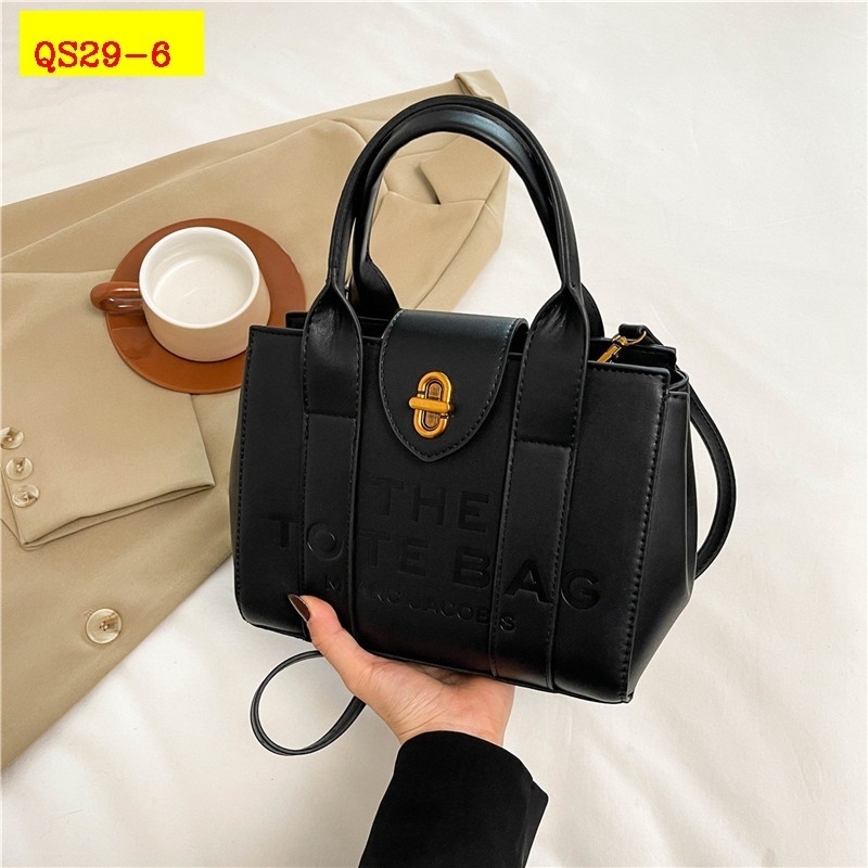 29$ MARC JACOBS 5903 size 22x11x17 cm 9948 QS29 gallery