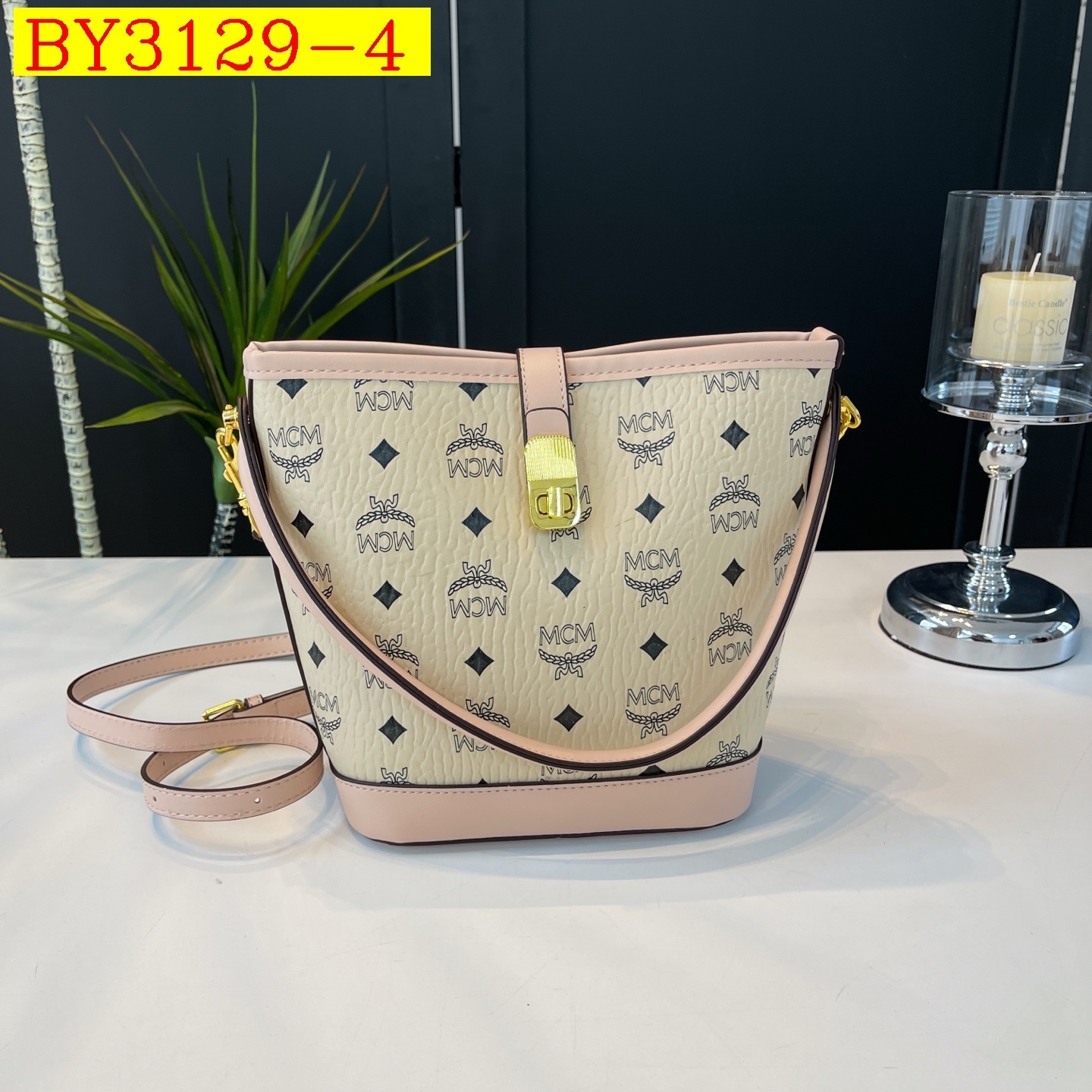 29$ MCM 2309 Tote bag size 27x21x11 cm 012010 BY3129 gallery