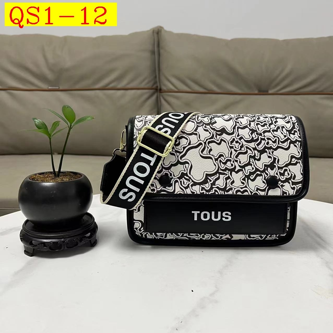 29$ TOUS 3897 Shoulder bag 2938 QS1 gallery