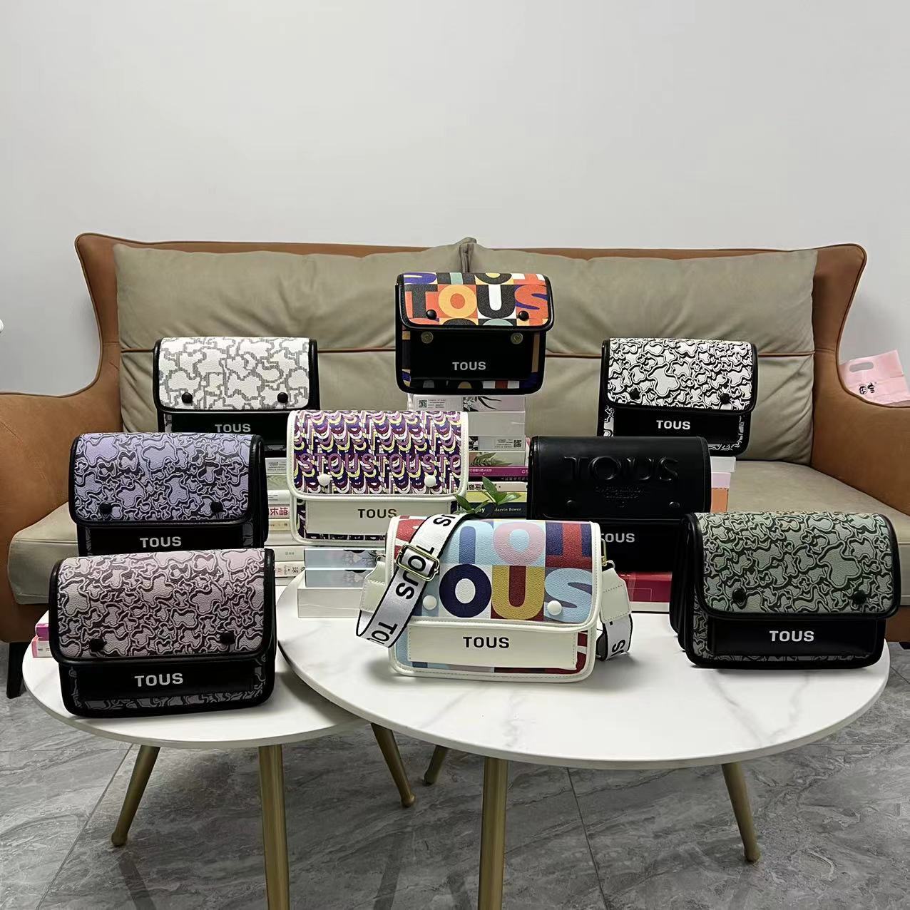 29$ TOUS 3897 Shoulder bag 2938 QS1 gallery