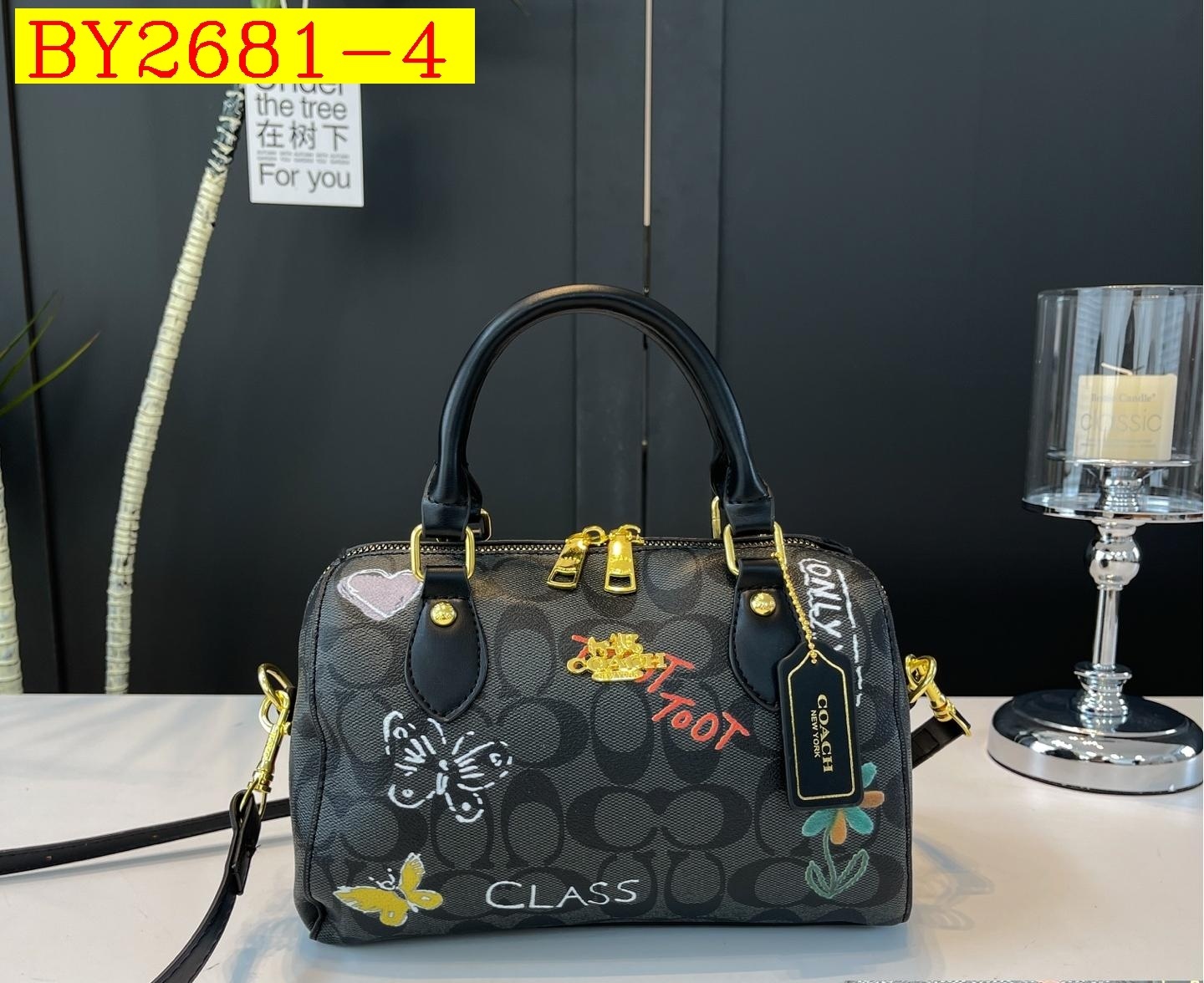 29$ dh COACH F12 Shoulder bag size 26X14X13 cm 50296422091 BY2681 gallery