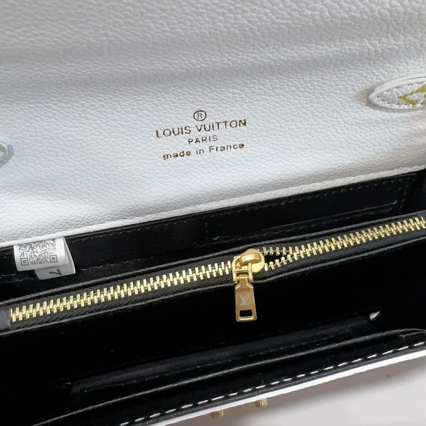 29$ dh LV 3073 Shoulder bag size 21X13X5 cm 70491822094 BY2251 gallery