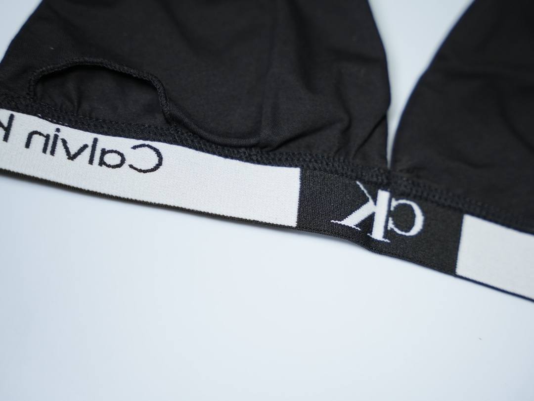 30$ Calvin Klein CK Bra set size S-L 211370 LNF442 gallery