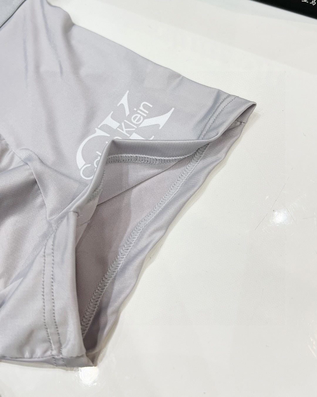 30$ Calvin Klein size XL-3XL 817250 BF86 gallery