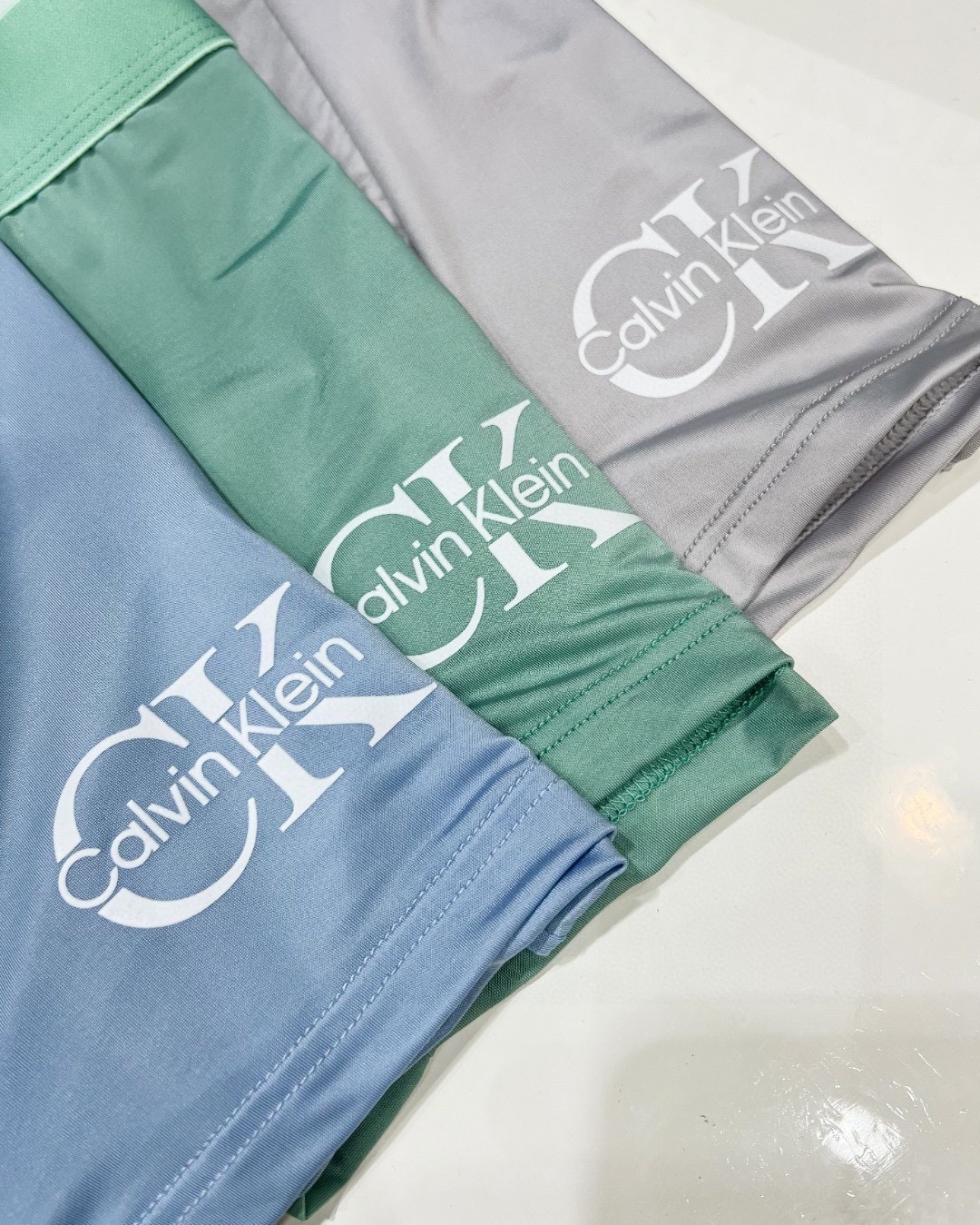 30$ Calvin Klein size XL-3XL 817250 BF86 gallery