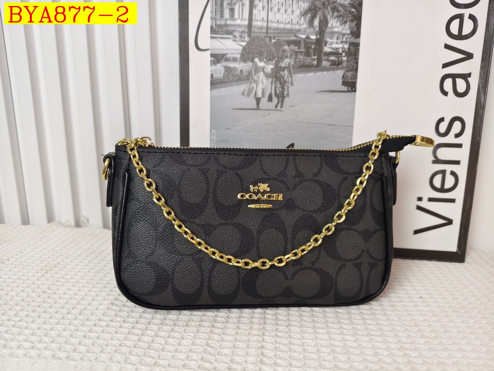 30$ Coach Shoulder bag size 21x12x7cm 0704 BYA877 gallery