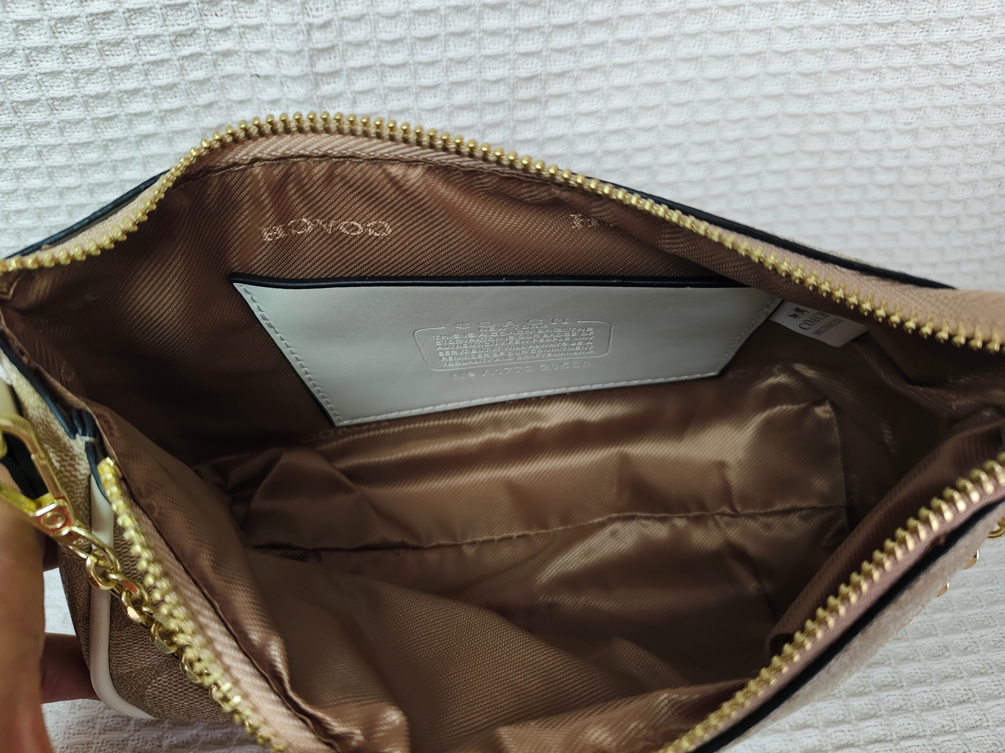 30$ Coach Shoulder bag size 21x12x7cm 0704 BYA877 gallery