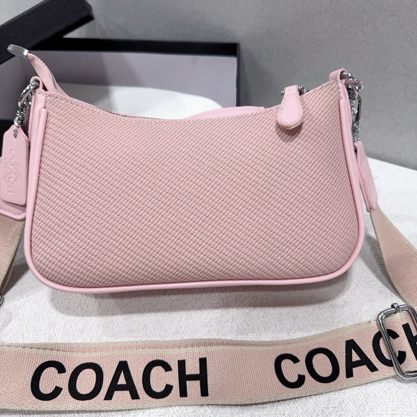 30$ Coach Shoulder bag size 25x15x7cm 9896 BYA9 gallery