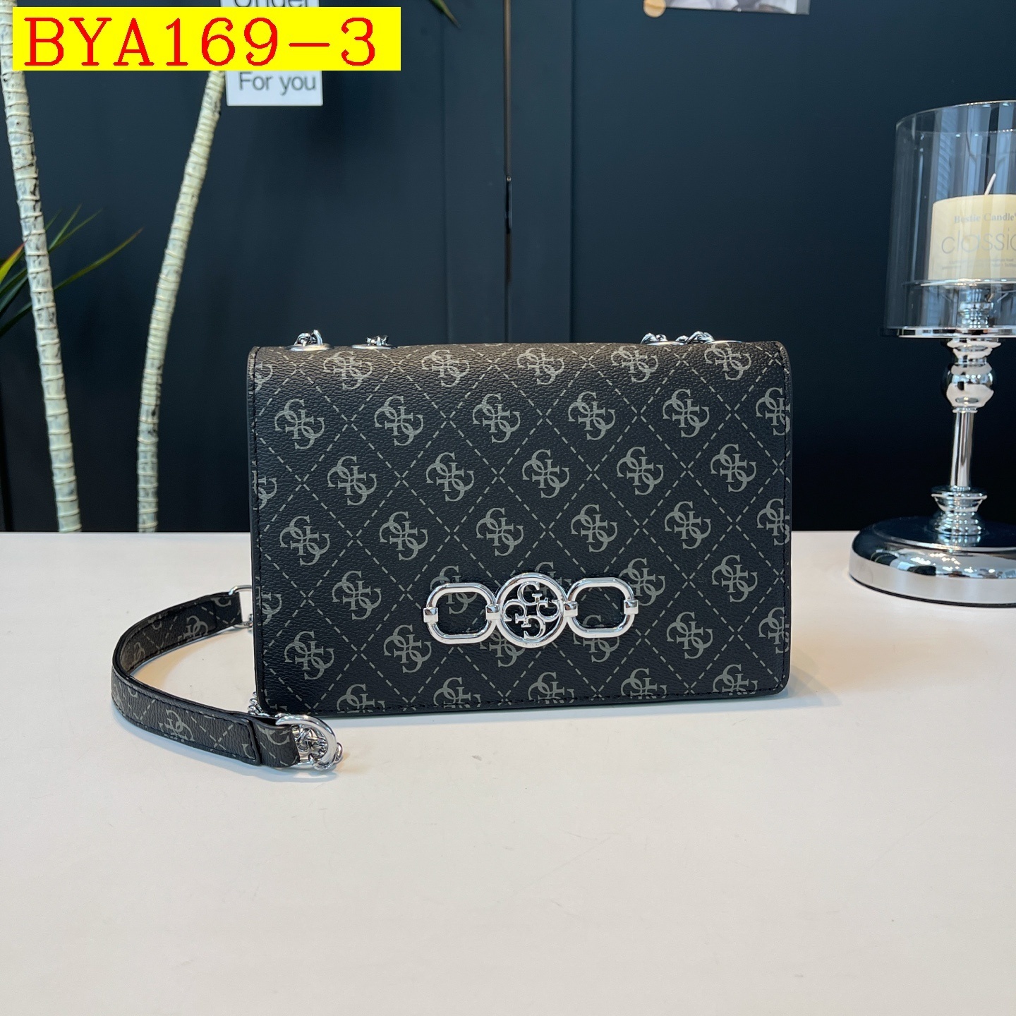 30$ Guess Shoulder bag size 22x14x6cm 8748 BYA169 gallery