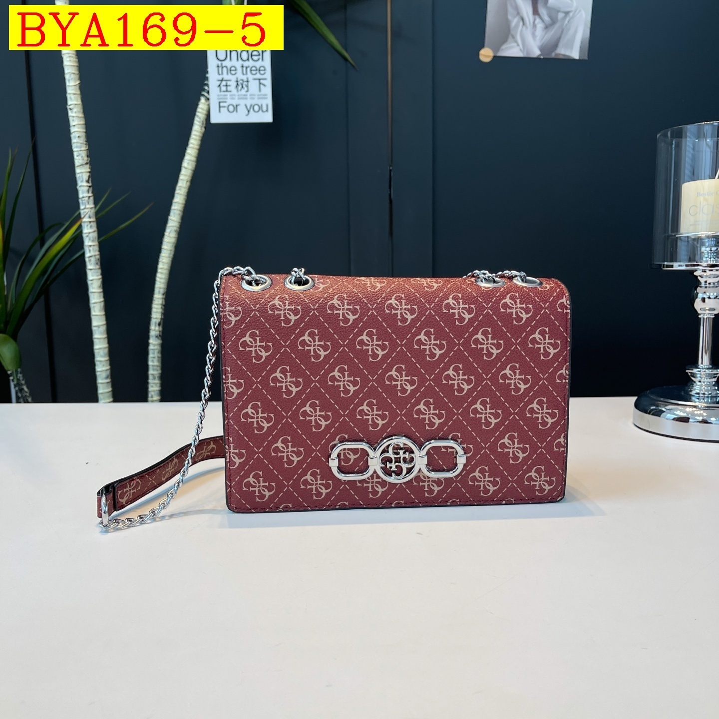 30$ Guess Shoulder bag size 22x14x6cm 8748 BYA169 gallery