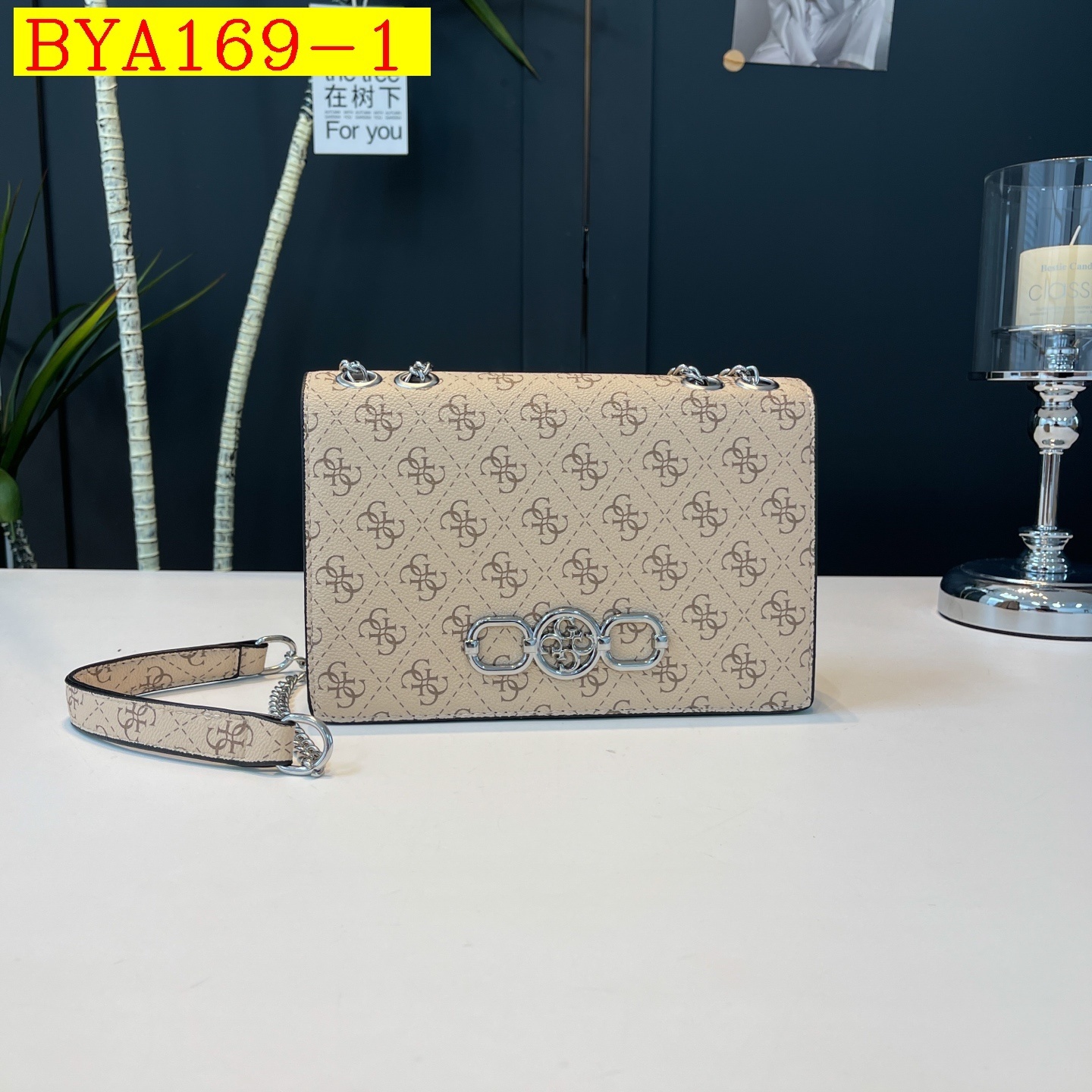 30$ Guess Shoulder bag size 22x14x6cm 8748 BYA169 gallery