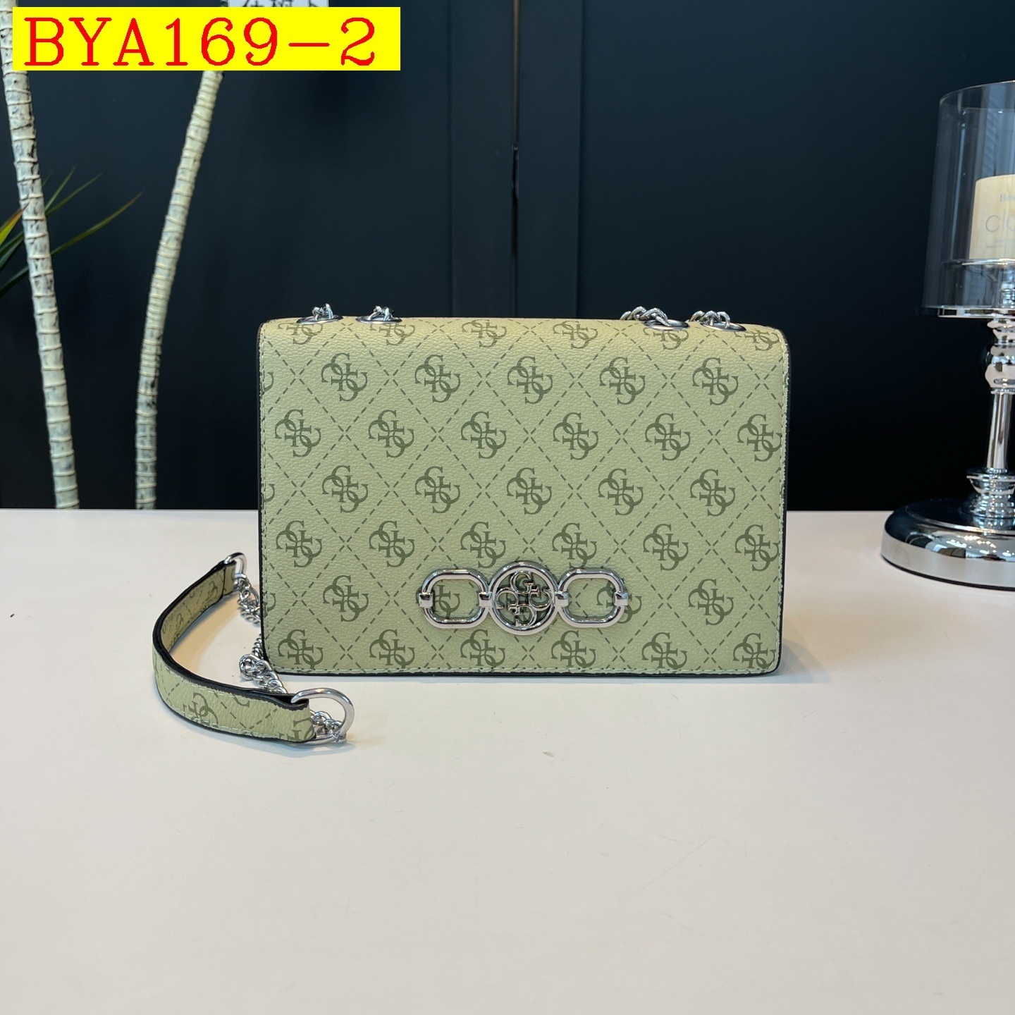 30$ Guess Shoulder bag size 22x14x6cm 8748 BYA169 gallery