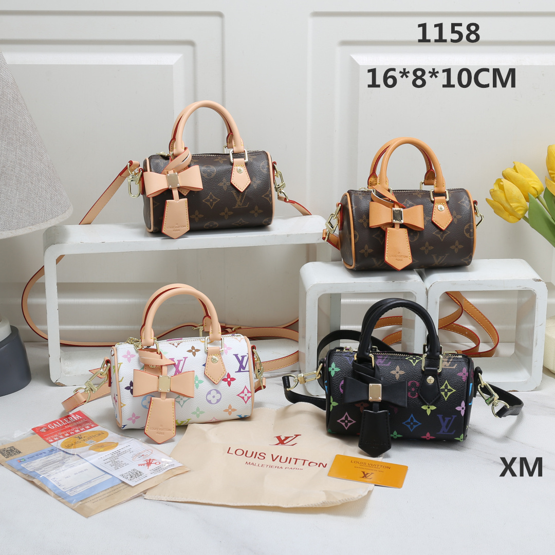 30$ LV 1158 Shoulder bag size 16X8X10 cm 718280 BR1912 gallery