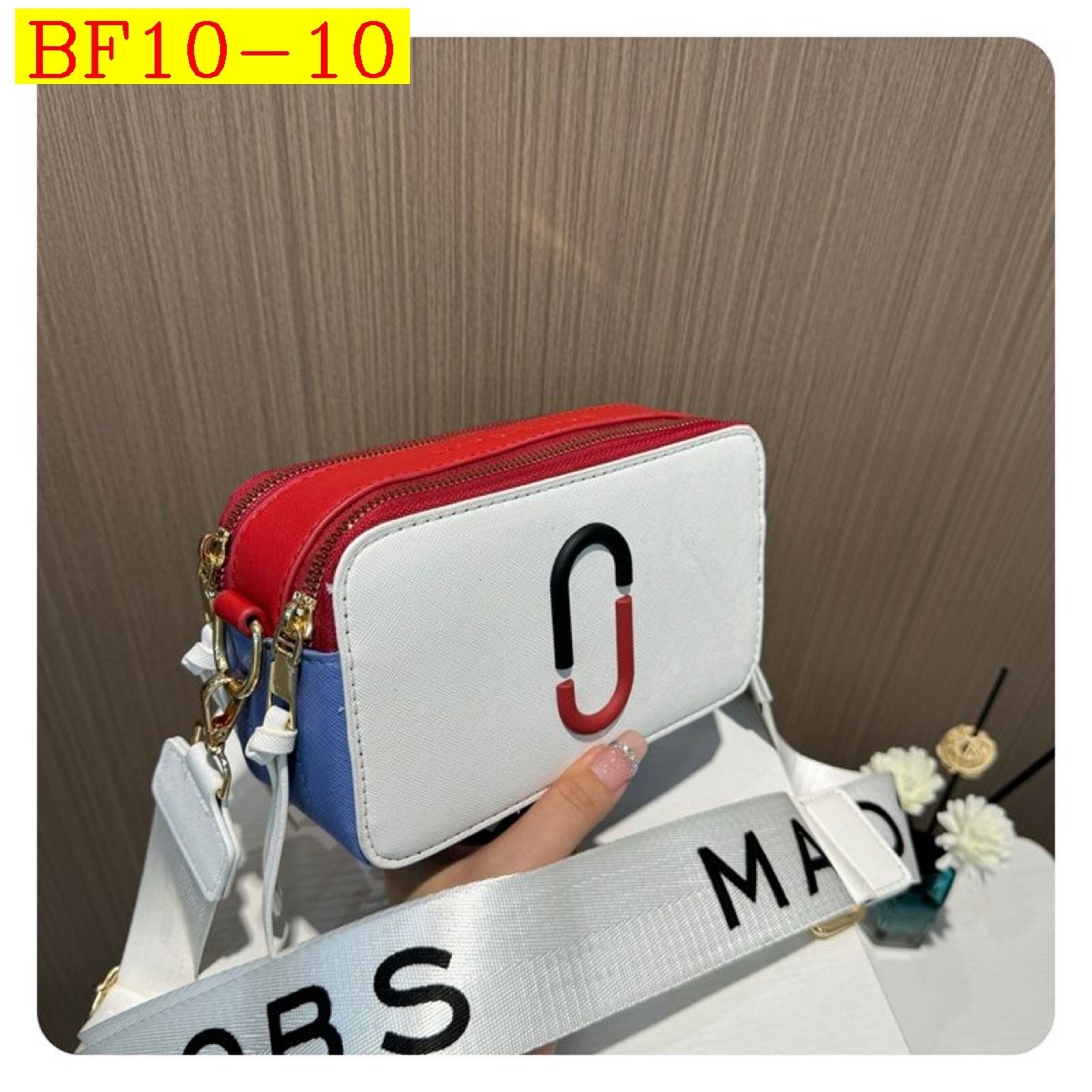 30$ Marc Jacob Size 21x12x7cm 4840 BF10 gallery