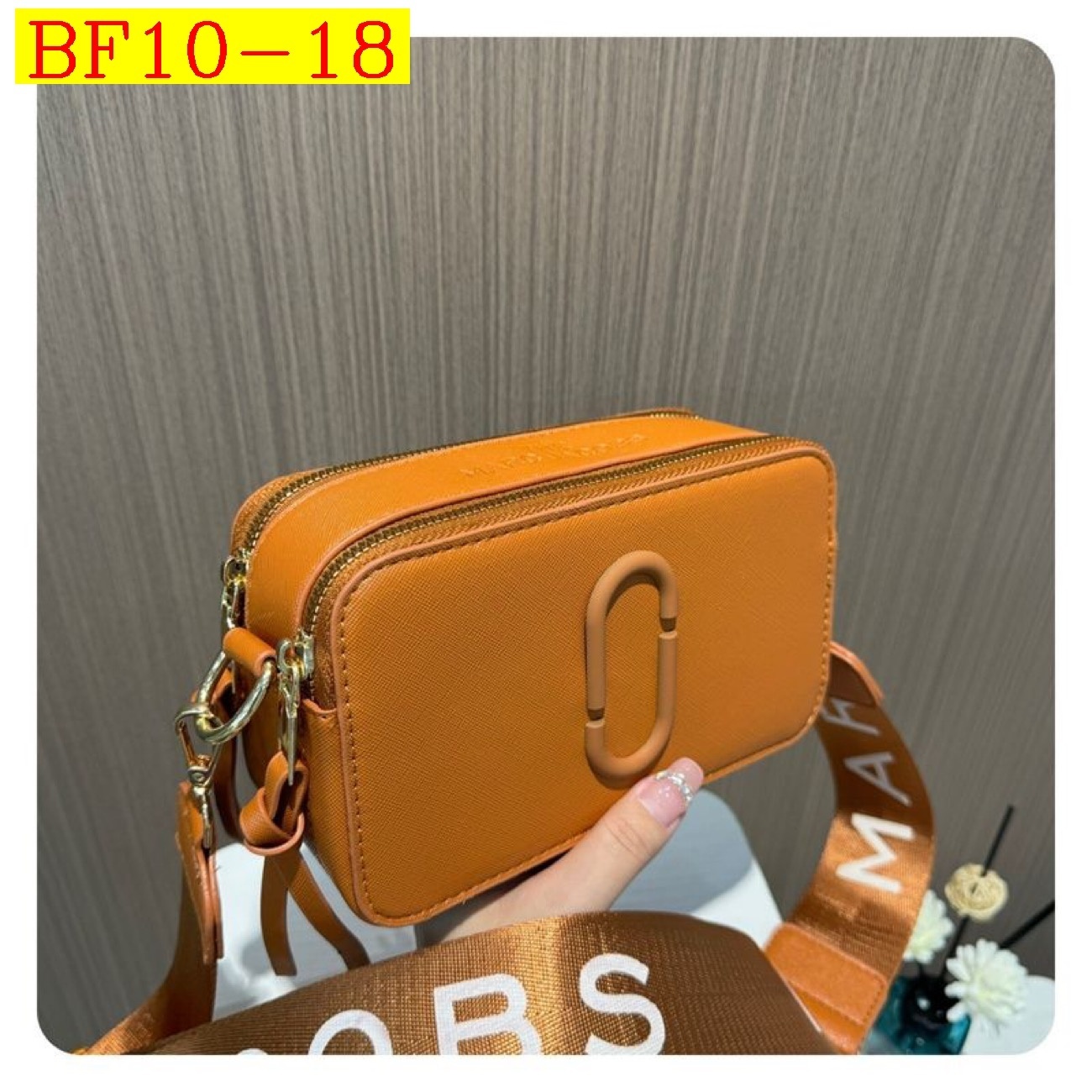 30$ Marc Jacob Size 21x12x7cm 4840 BF10 gallery