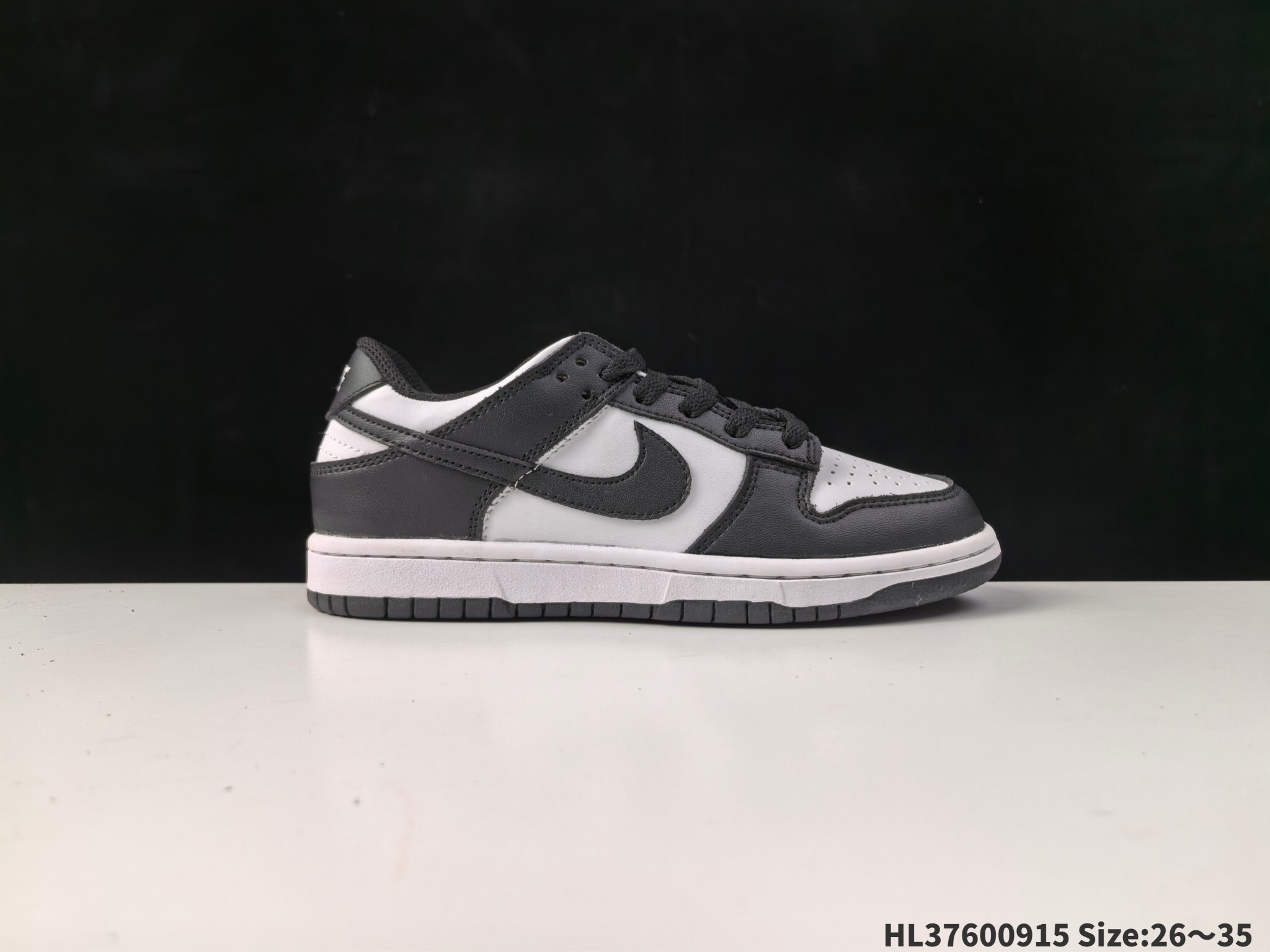 30$ Nike SB Dunk Low for kids size 26-35 719220 ZM196 gallery