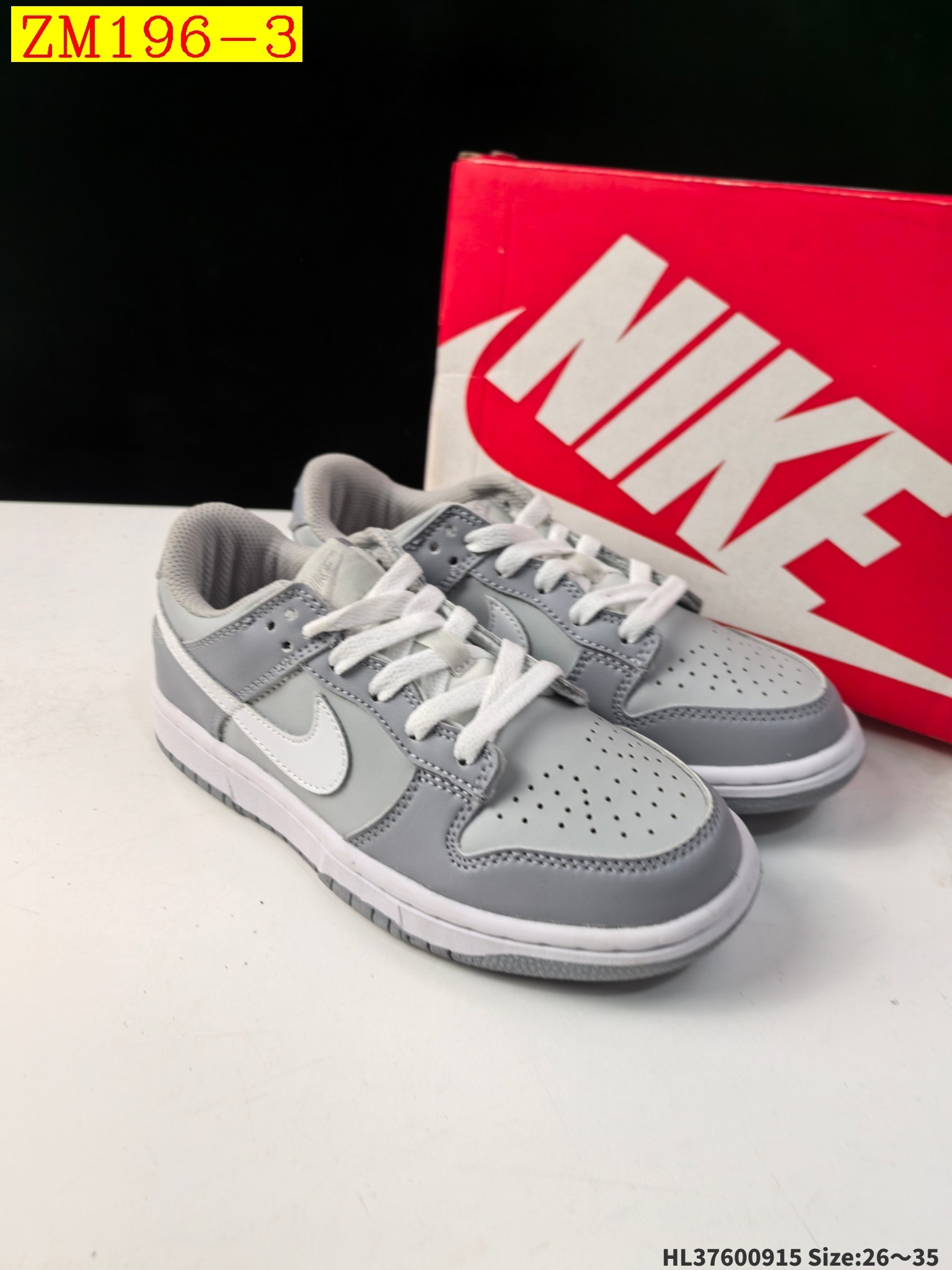 30$ Nike SB Dunk Low for kids size 26-35 719220 ZM196 gallery