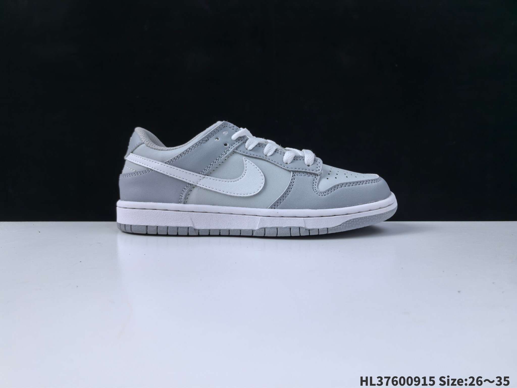 30$ Nike SB Dunk Low for kids size 26-35 719220 ZM196 gallery