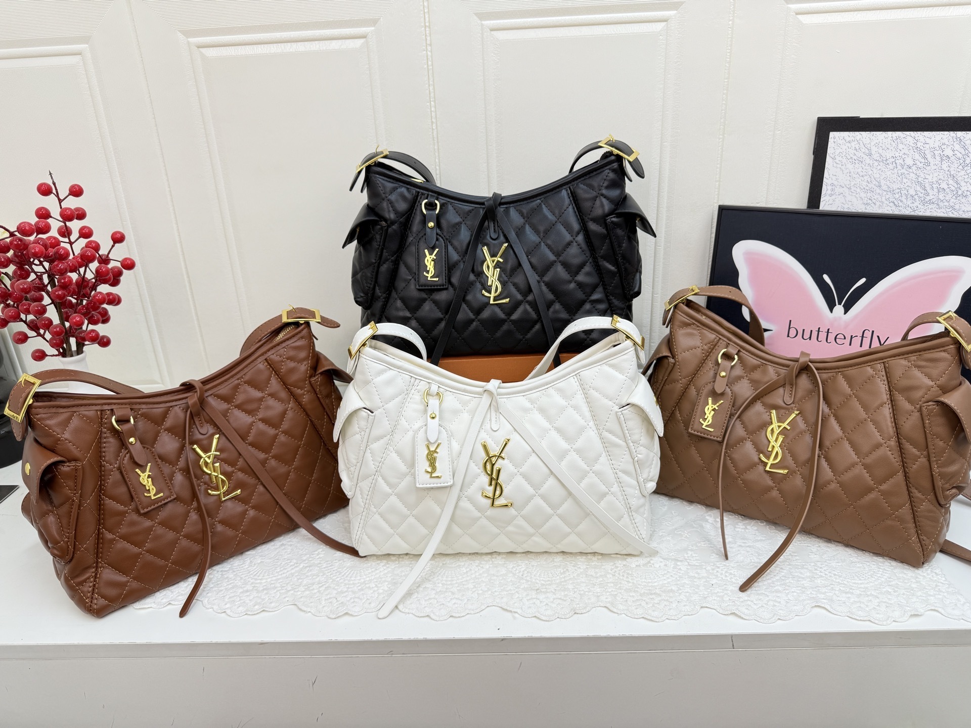 30$ YSL 205 Shoulder bag size 29x21x15 cm 319070 BY3183 gallery