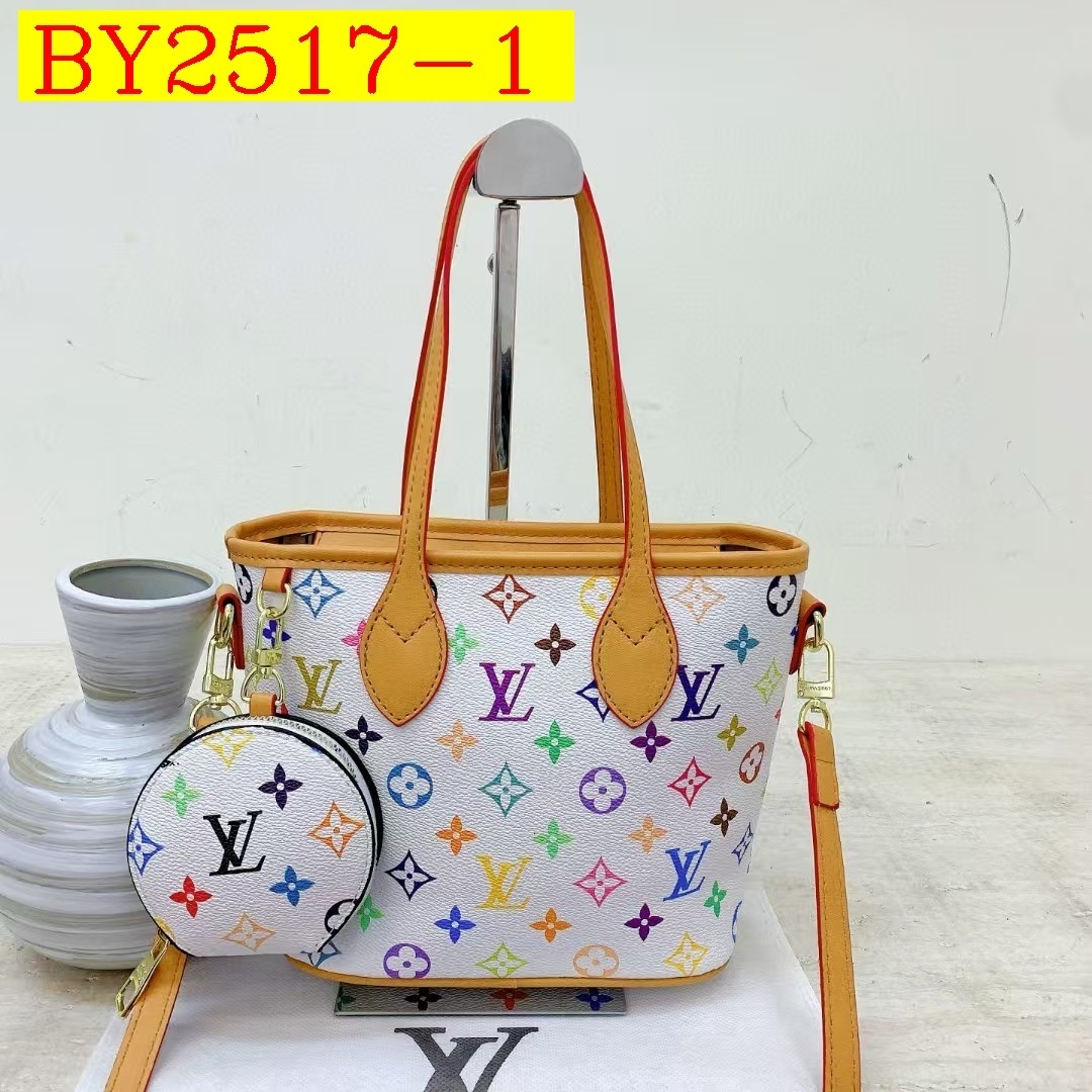 30$ dh LV 136 Tote bag size 20X11X20 cm 91508623100 BY2517 gallery