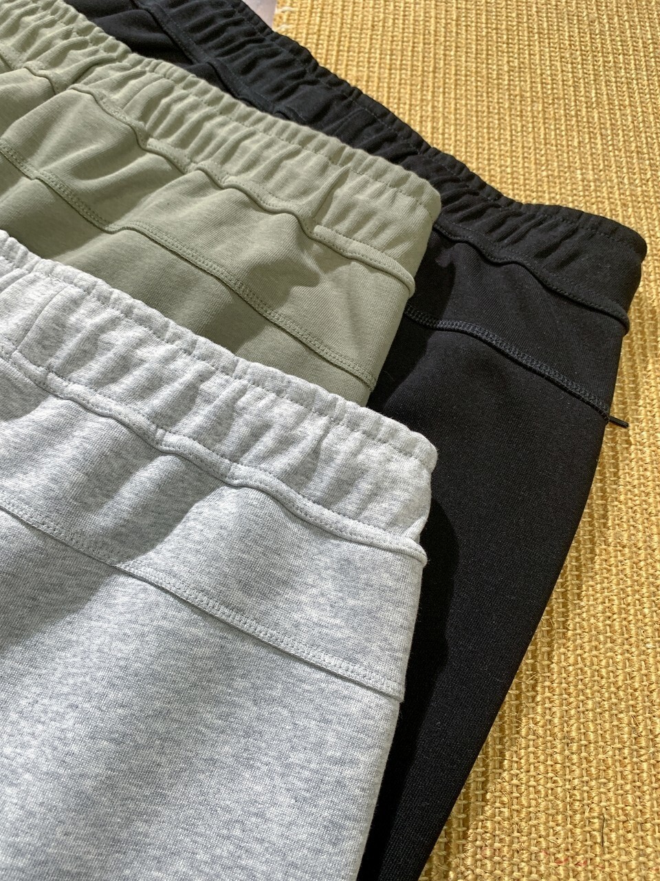 30$ dh Nike Dirll TECH FLEECE Shorts size M-2XL 51236023100 DA372 gallery