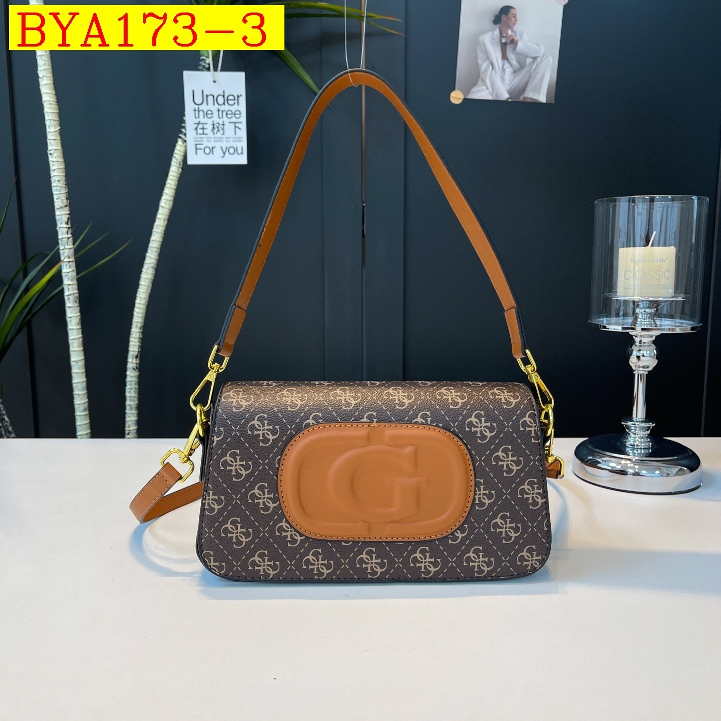 31$ Guess Shoulder bag size 23x13x6cm 8860 BYA173 gallery