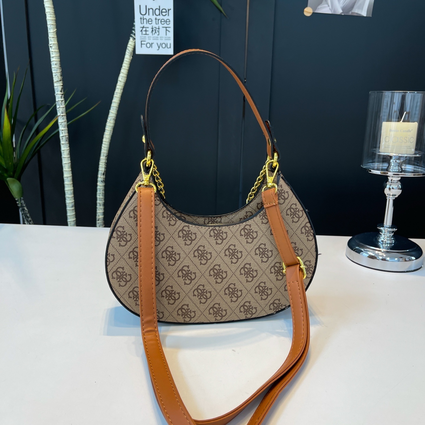 31$ Guess Shoulder bag size 24x17x6cm 5880 BYA177 gallery