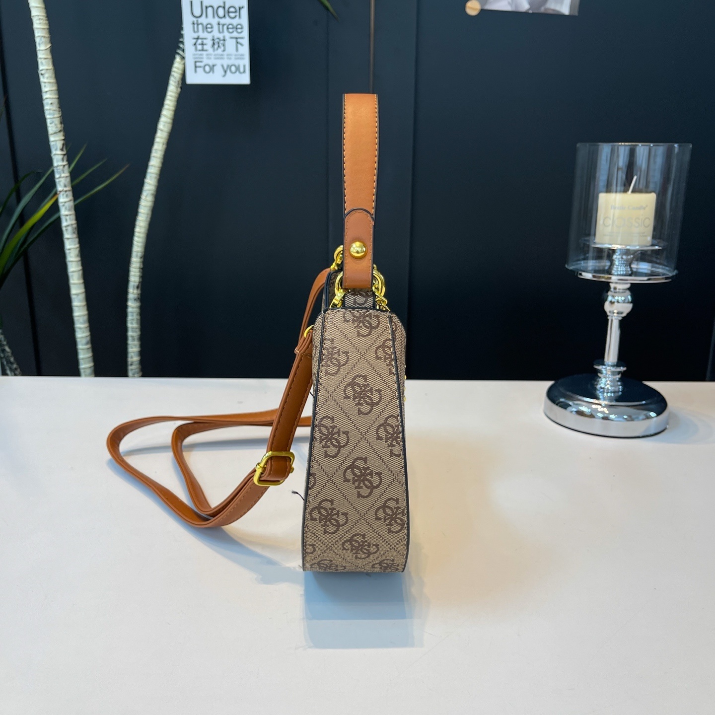 31$ Guess Shoulder bag size 24x17x6cm 5880 BYA177 gallery