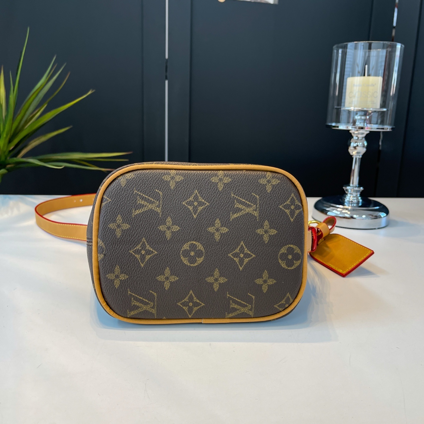 31$ LV 505 Shoulder bag size 25X19X14 cm 113284 BY2877 gallery