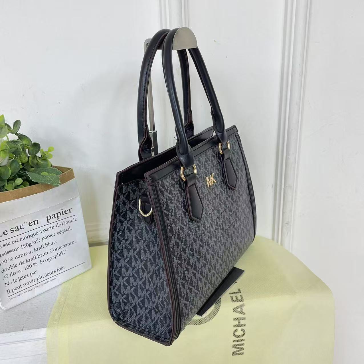 31$ MK 9198 Tote bag size 27x21x10 cm 817002 BY3149 gallery