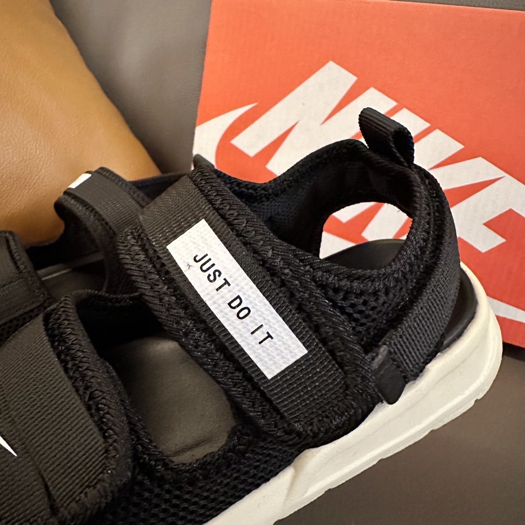 31$ Nike for kids size 26-36 819380 CDT152 gallery