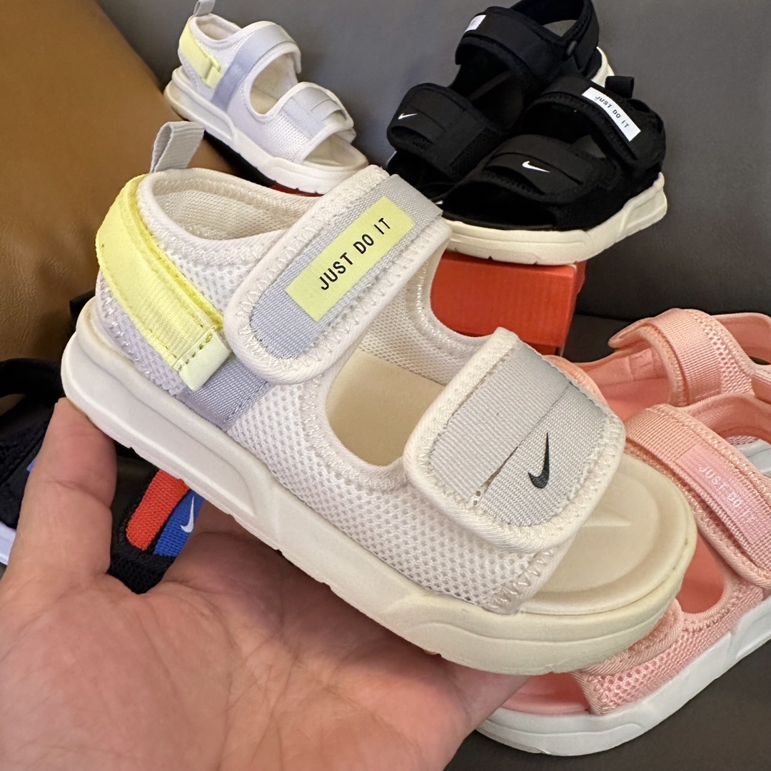 31$ Nike for kids size 26-36 819380 CDT152 gallery