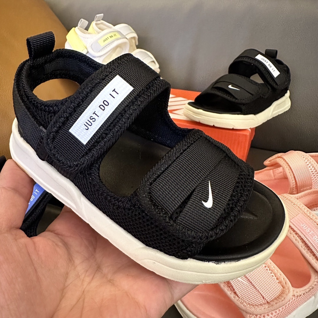 31$ Nike for kids size 26-36 819380 CDT152 gallery