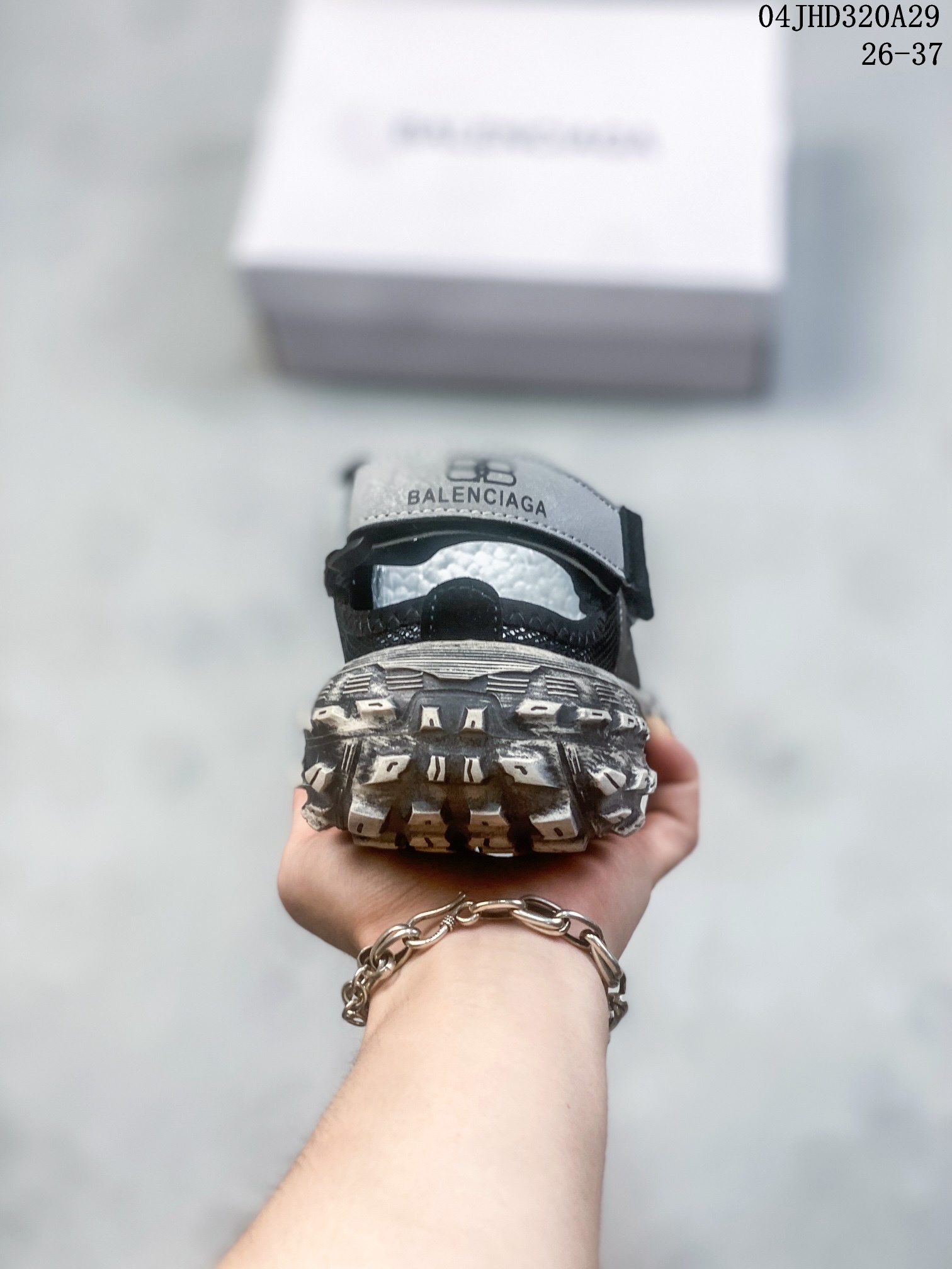 31$ dh BALENCIAGA for kids size 26-37 81415023118 CDT58 gallery